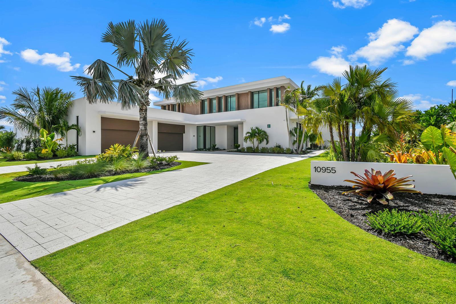 10955 Monte Rosa Drive, Palm Beach Gardens FL 33412 photo 2
