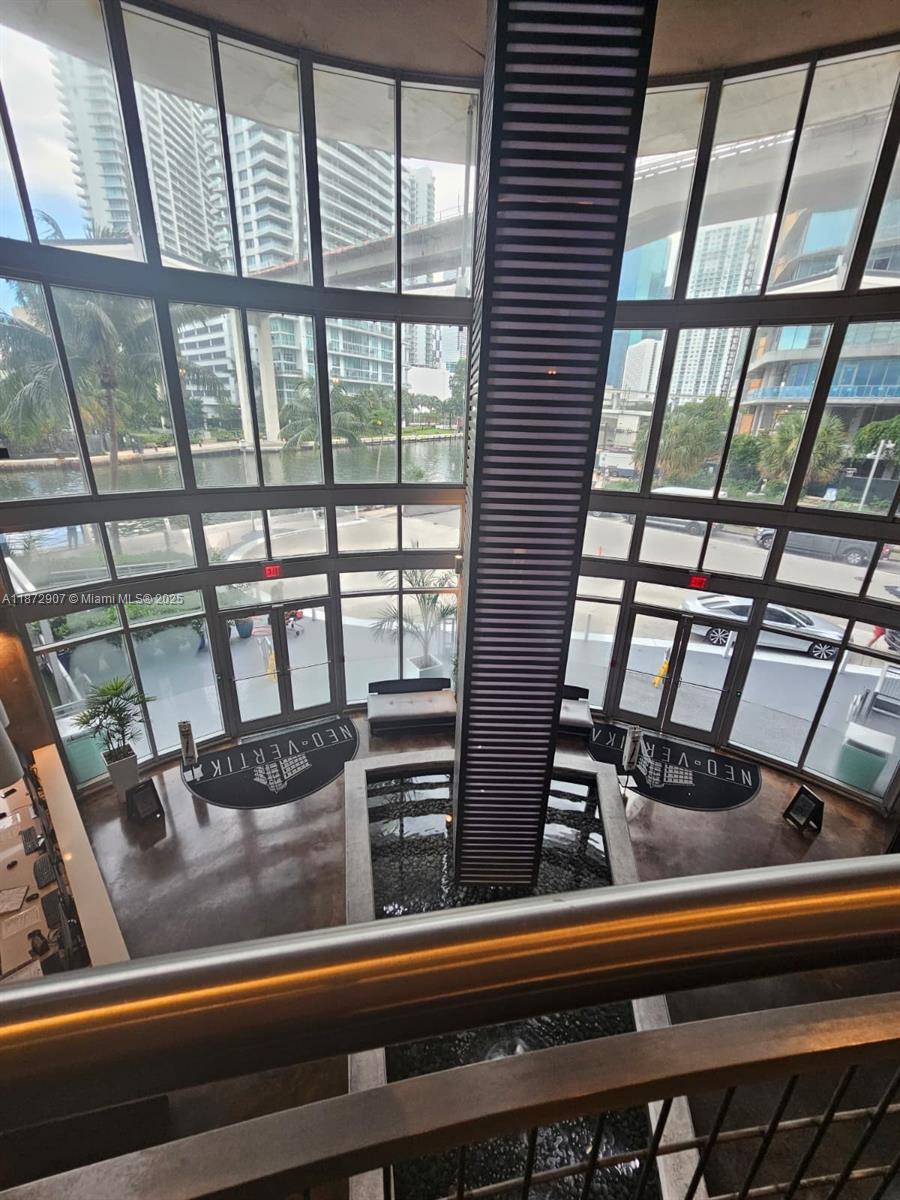 690 SW 1st Ct # 2515, Miami FL 33130 photo 2