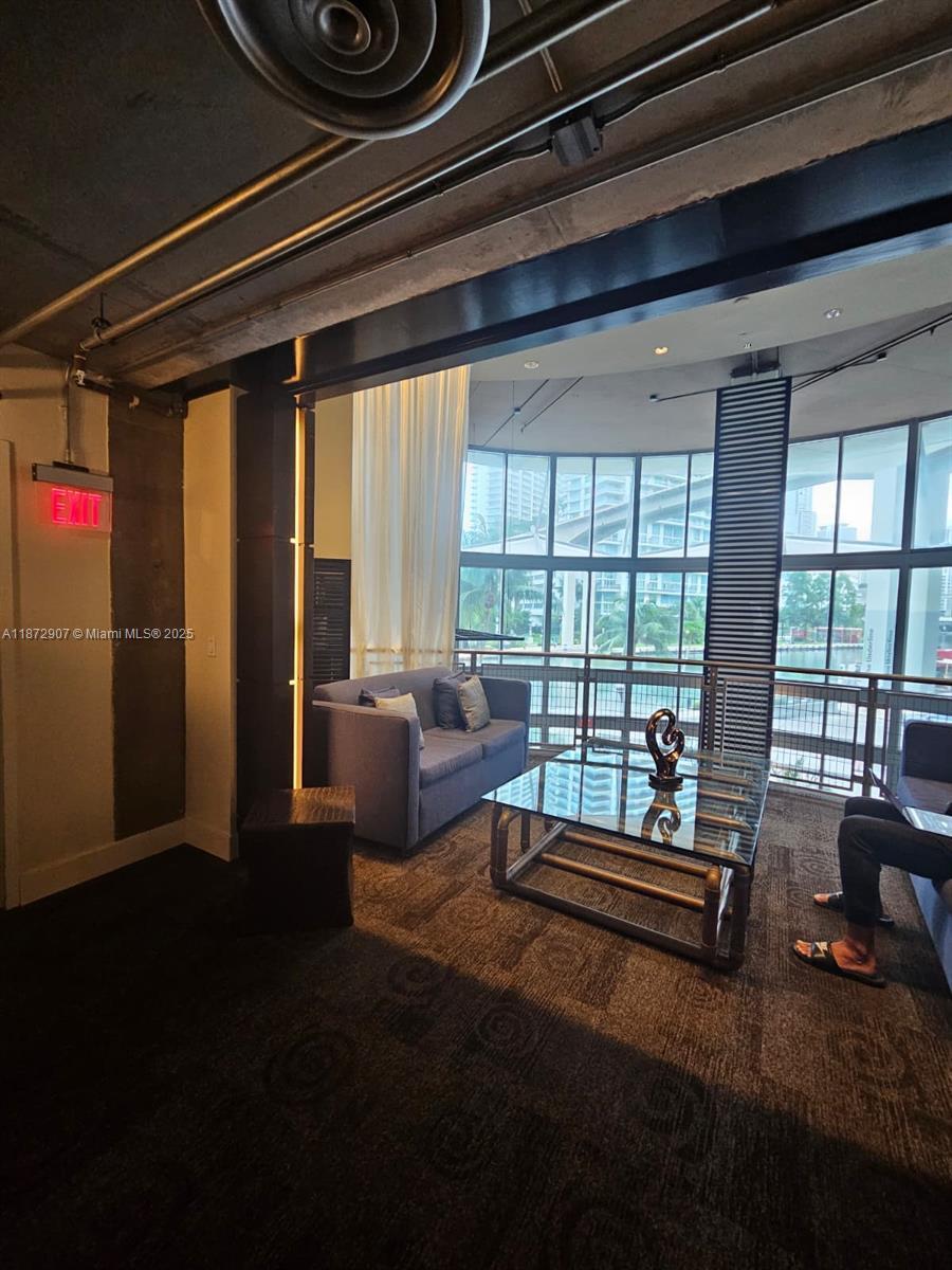 690 SW 1st Ct # 2515, Miami FL 33130 photo 3