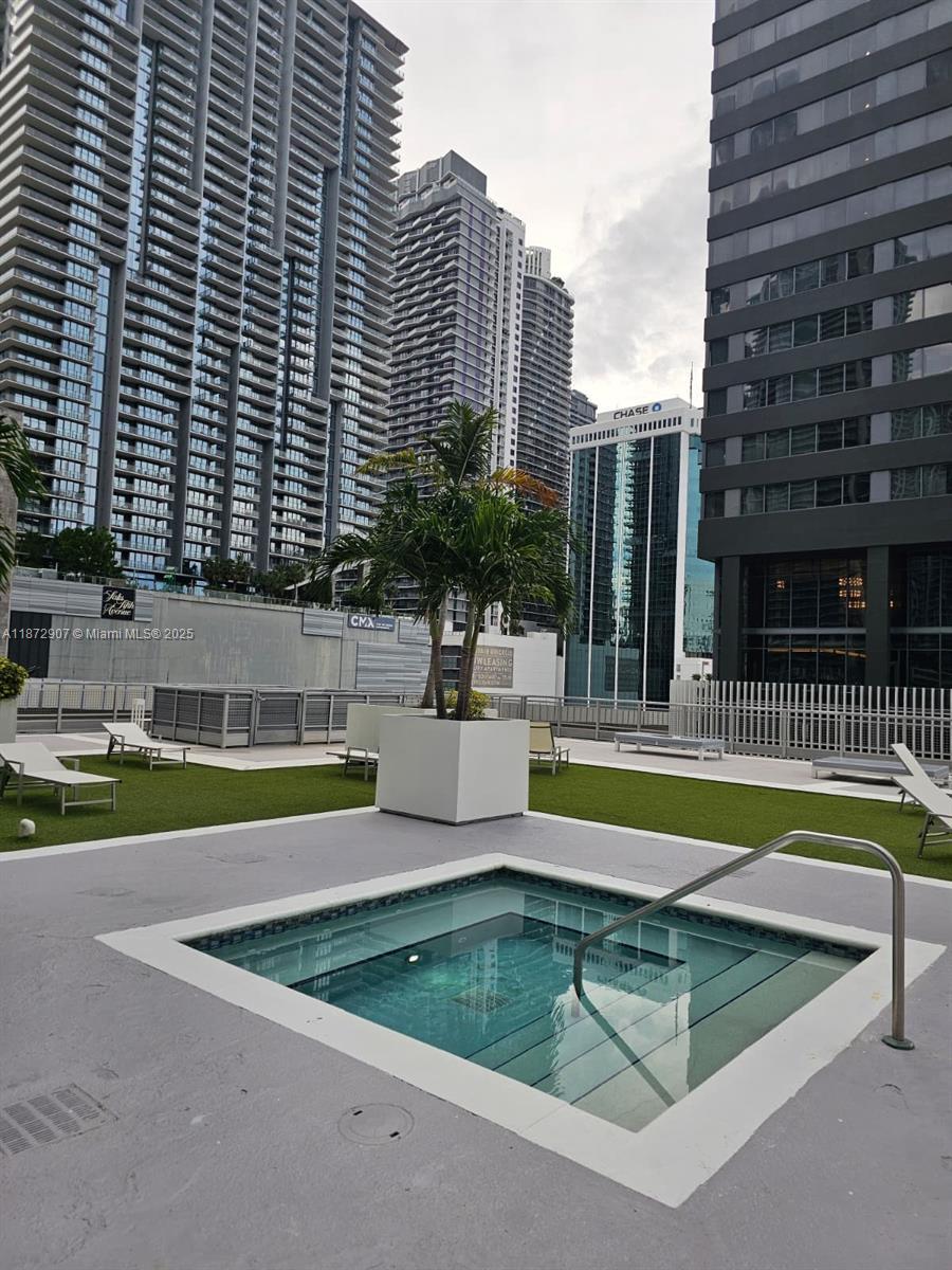 690 SW 1st Ct # 2515, Miami FL 33130 photo 5