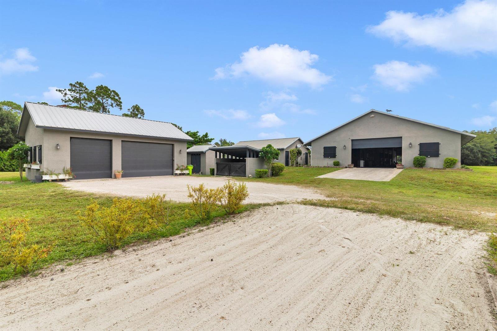 2770 E Road, FL 33470 photo 3