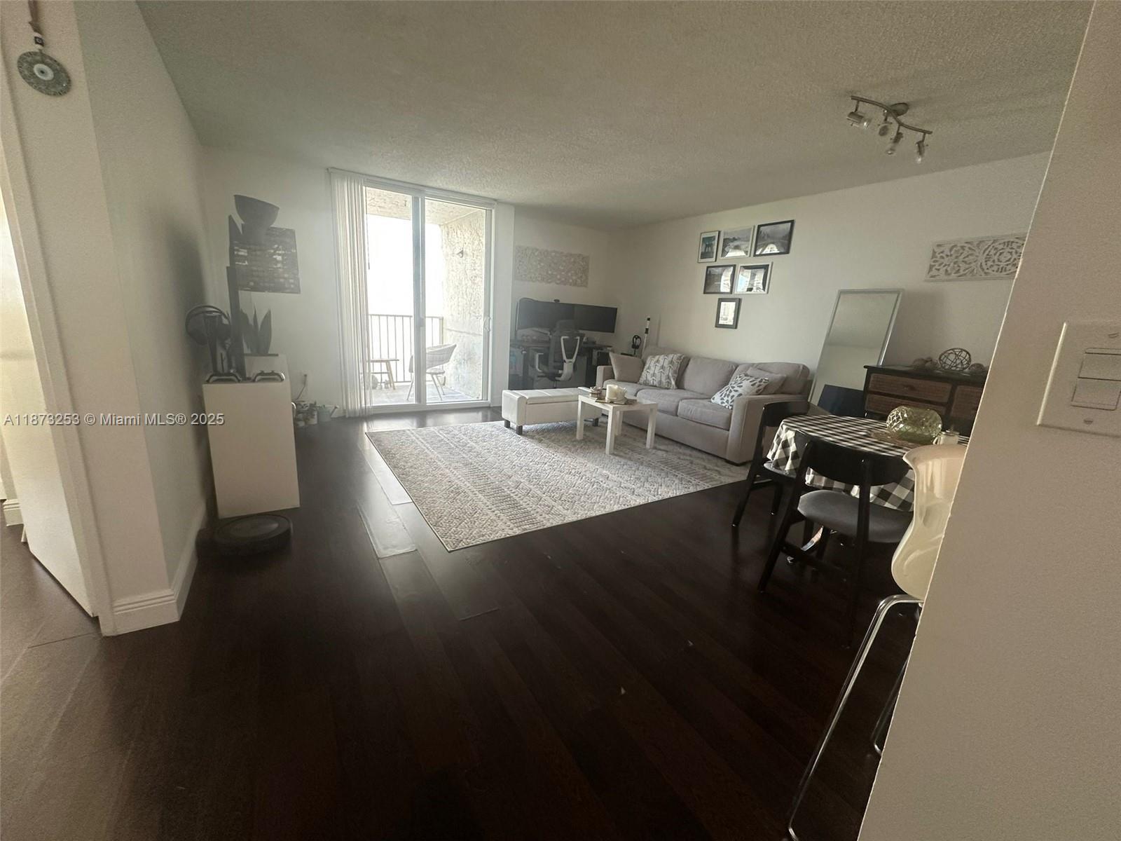 850 N Miami Ave # 2105, Miami FL 33136 photo 5