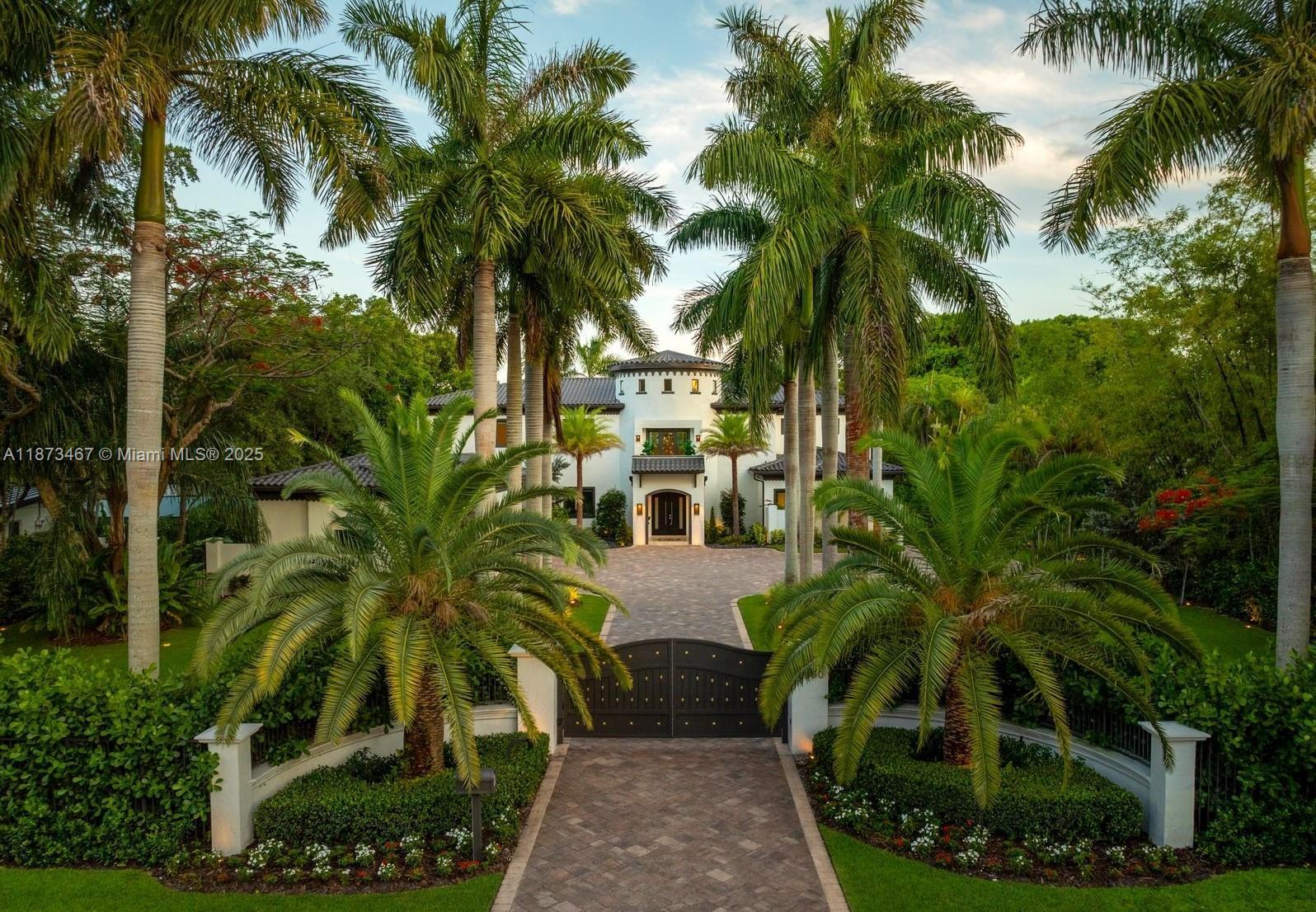 6080 SW 104th St, Pinecrest FL 33156