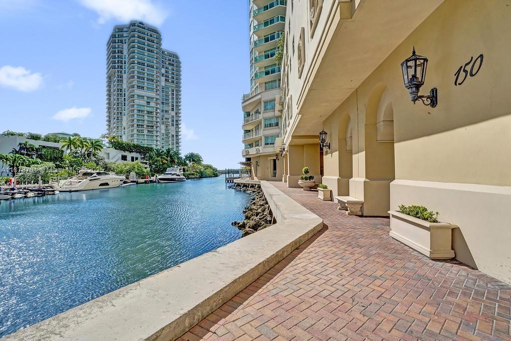 150 Sunny Isles Blvd # 1606, Sunny Isles Beach FL 33160 photo 3