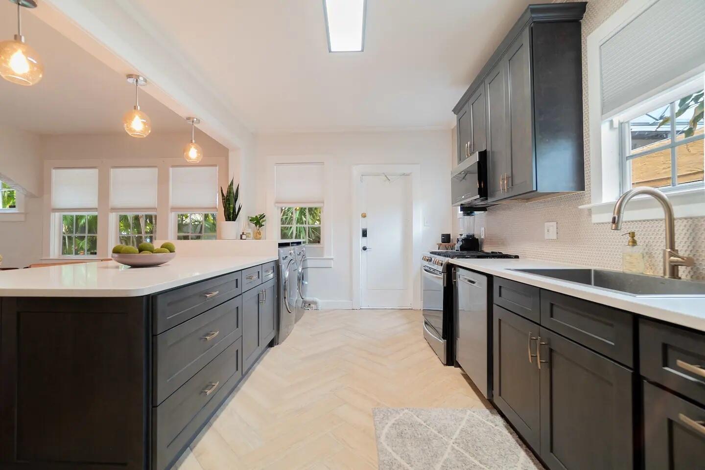 321 Malverne Road, West Palm Beach FL 33405 photo 5