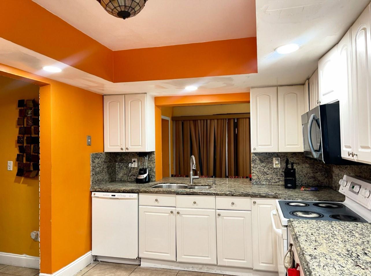 4521 NW 6th Street, Plantation FL 33317