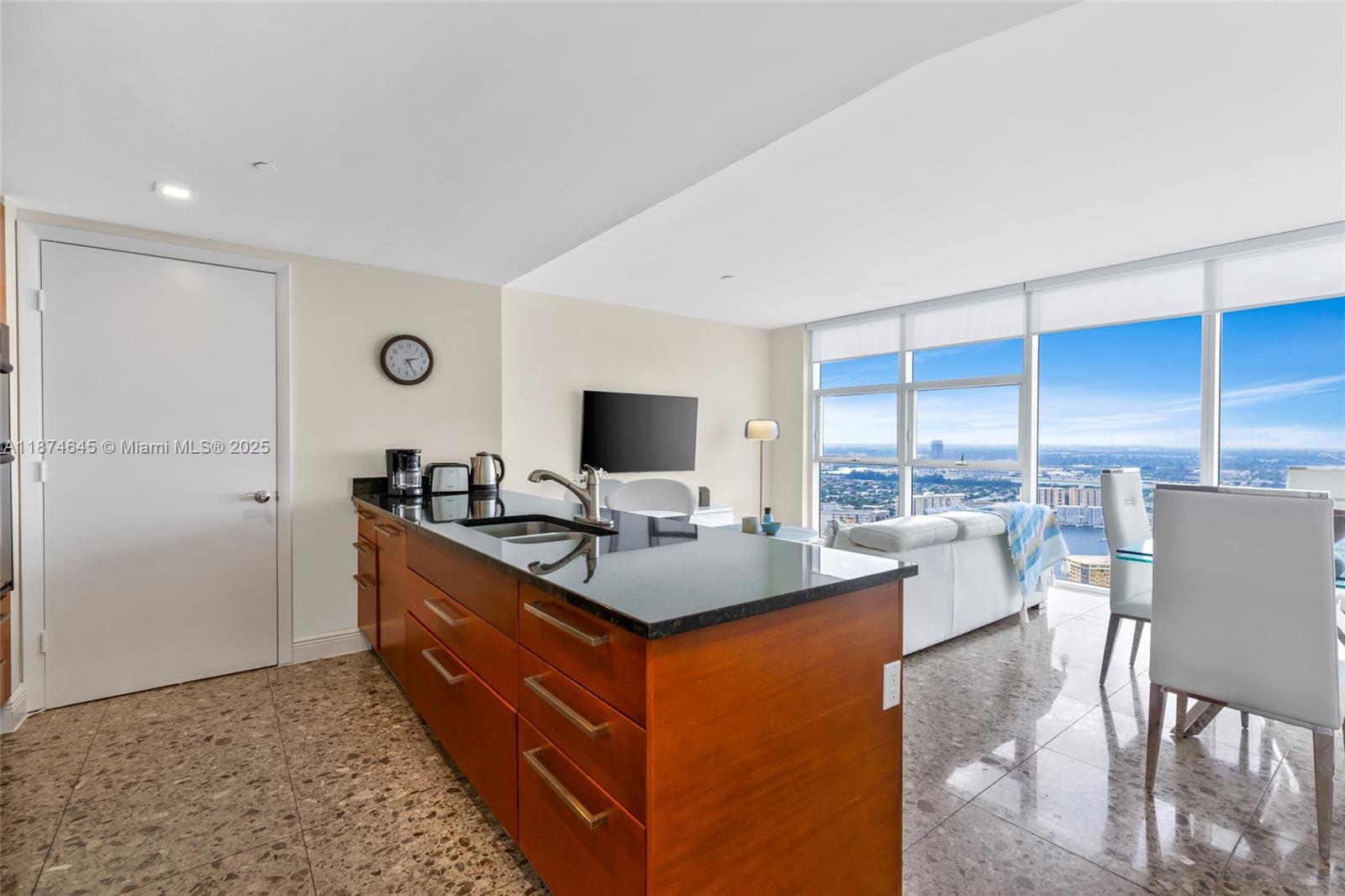 1830 S Ocean Dr # 4107, Hallandale Beach FL 33009 photo 3