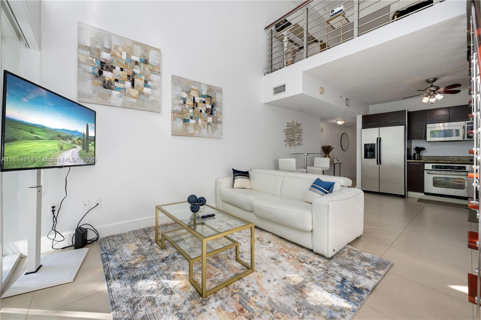 41 SE 5th St # 312, Miami FL 33131 photo 3