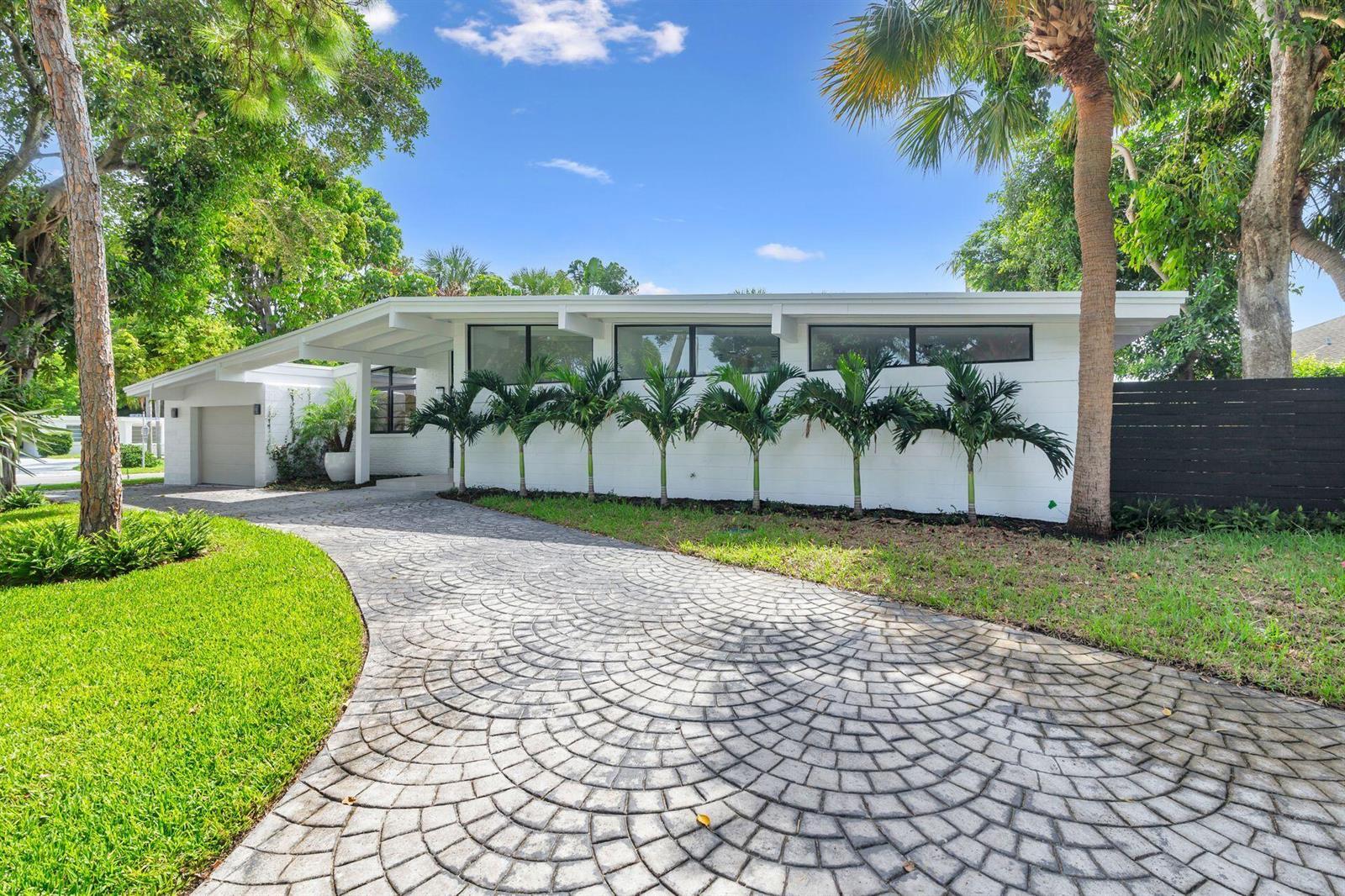7512 W Lake Drive, Lake Clarke Shores FL 33406