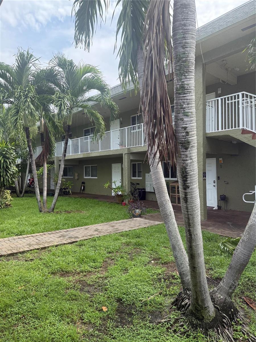 835 NE 18th Court, Fort Lauderdale FL 33305 photo 2