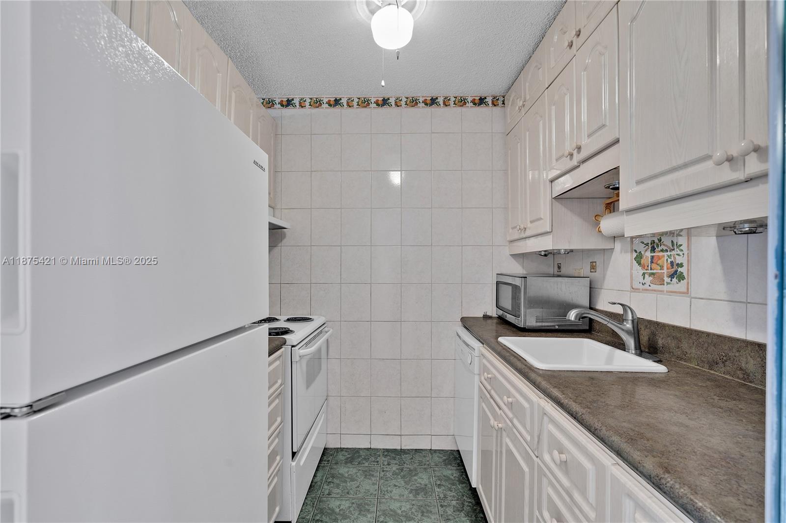 15610 NE 6th Ave # 5C, Miami FL 33162 photo 2
