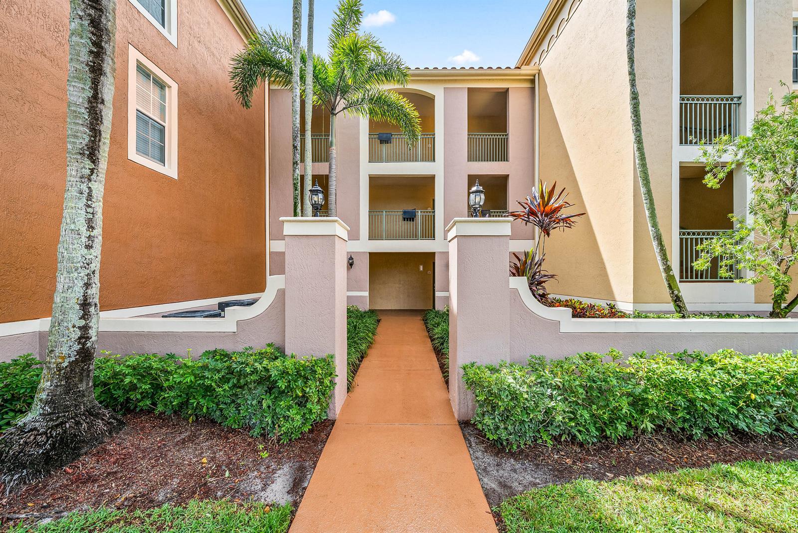 11720 St Andrews Place # 308, Wellington FL 33414 photo 4