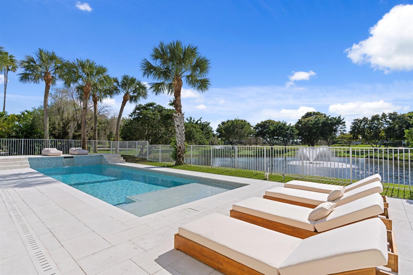 11166 Isle Brook Court, Wellington FL 33414