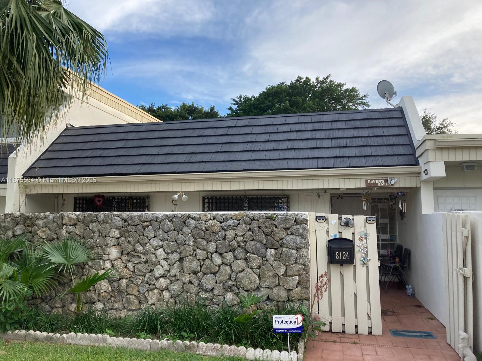 8124 SW 81st Ter, Miami FL 33143