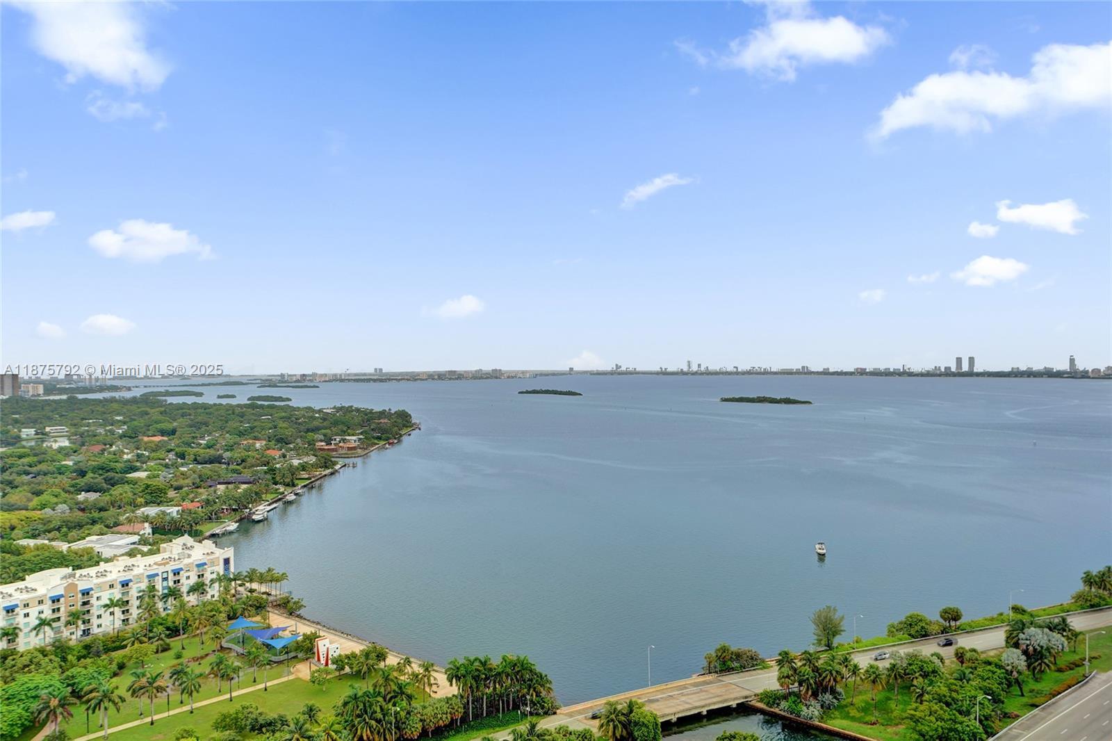 601 NE 36th St # 2703, Miami FL 33137 photo 3