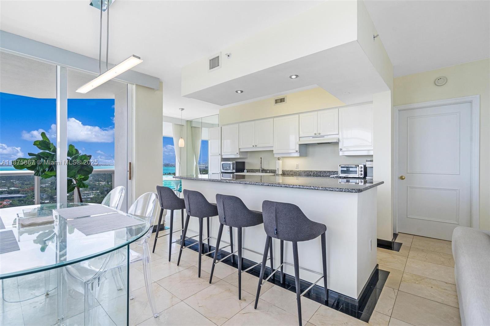 4779 Collins Ave # 2305, Miami Beach FL 33140 photo 3