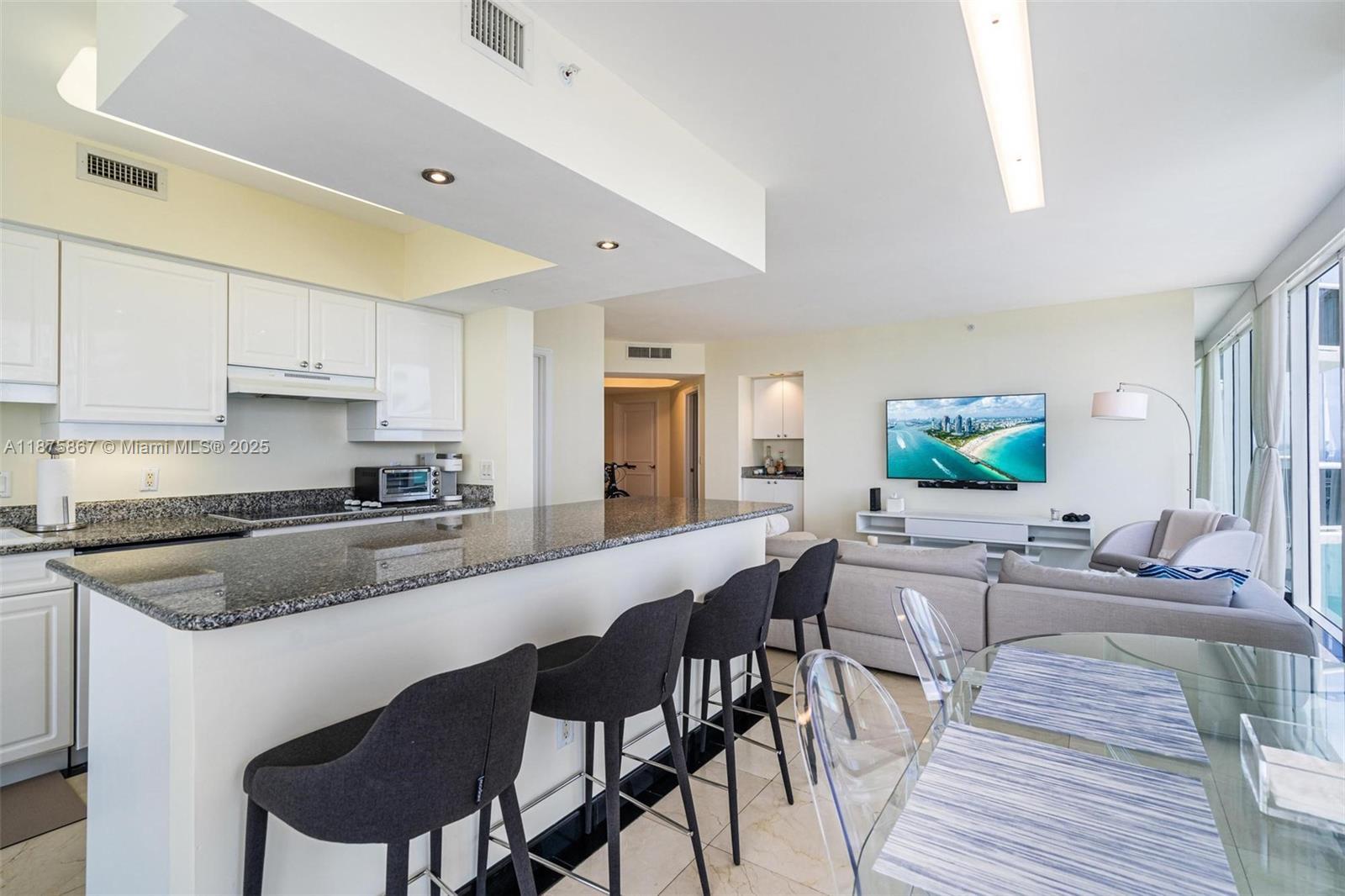 4779 Collins Ave # 2305, Miami Beach FL 33140 photo 4