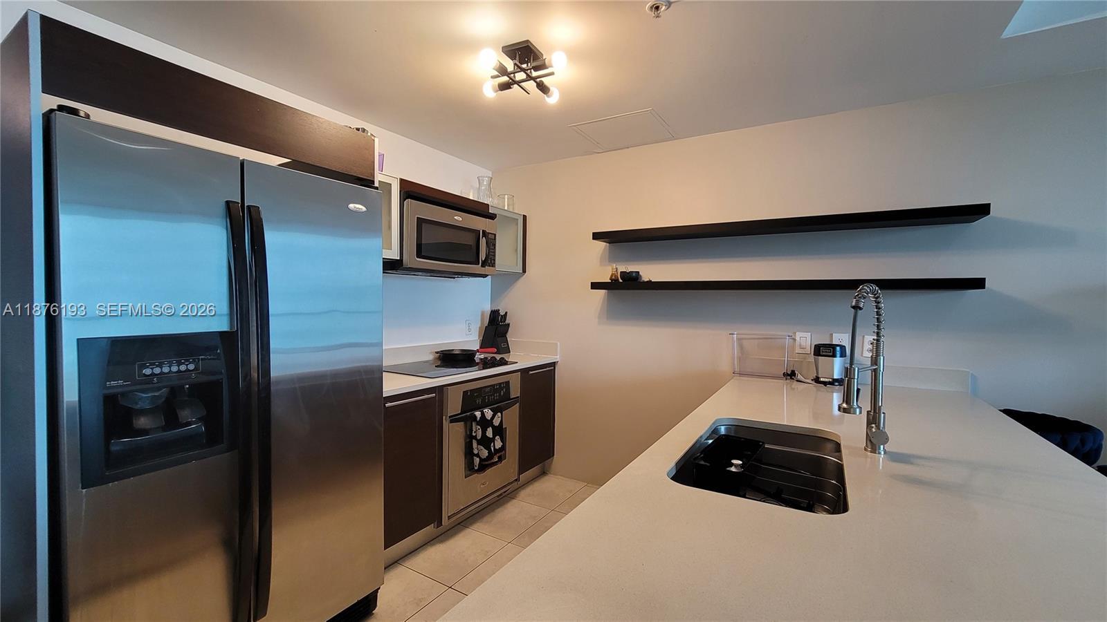 1900 N Bayshore Dr # 2009, Miami FL 33132 photo 3
