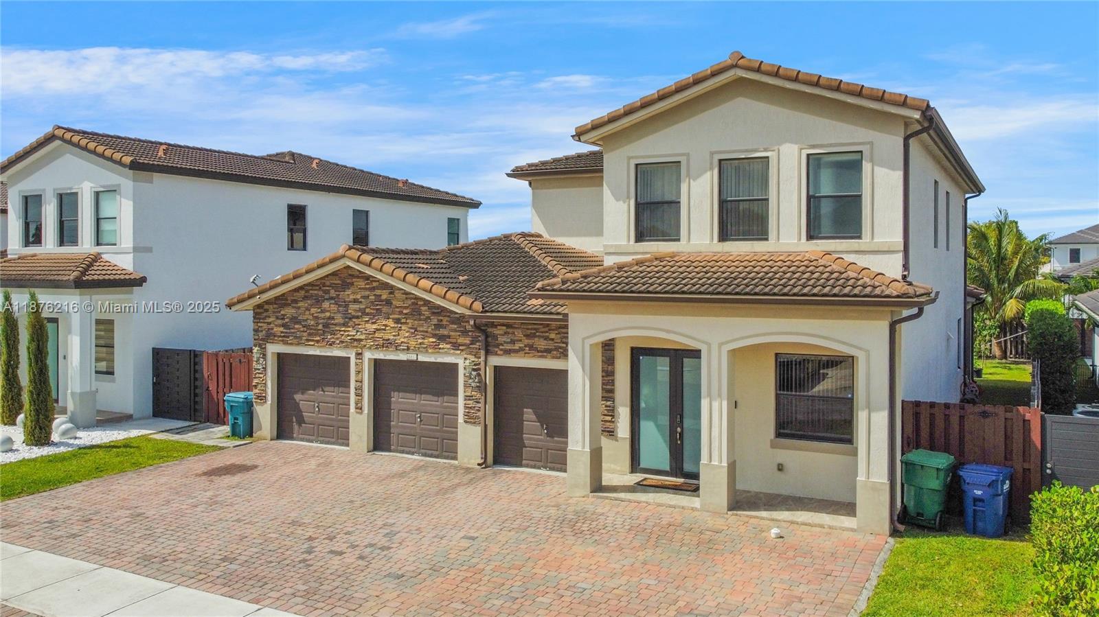 14817 SW 39th Ter, Miami FL 33185 photo 2