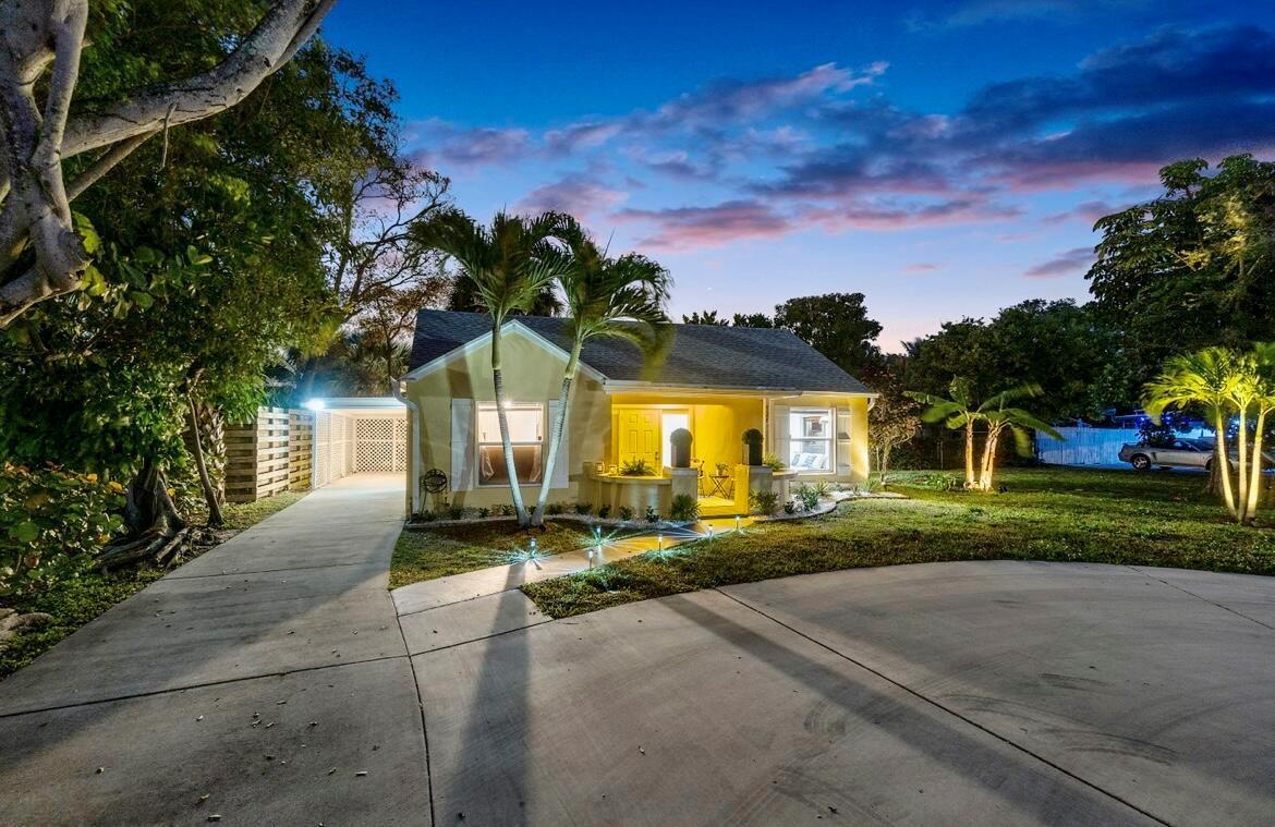 727 S Lake Drive, Lantana FL 33462 photo 3