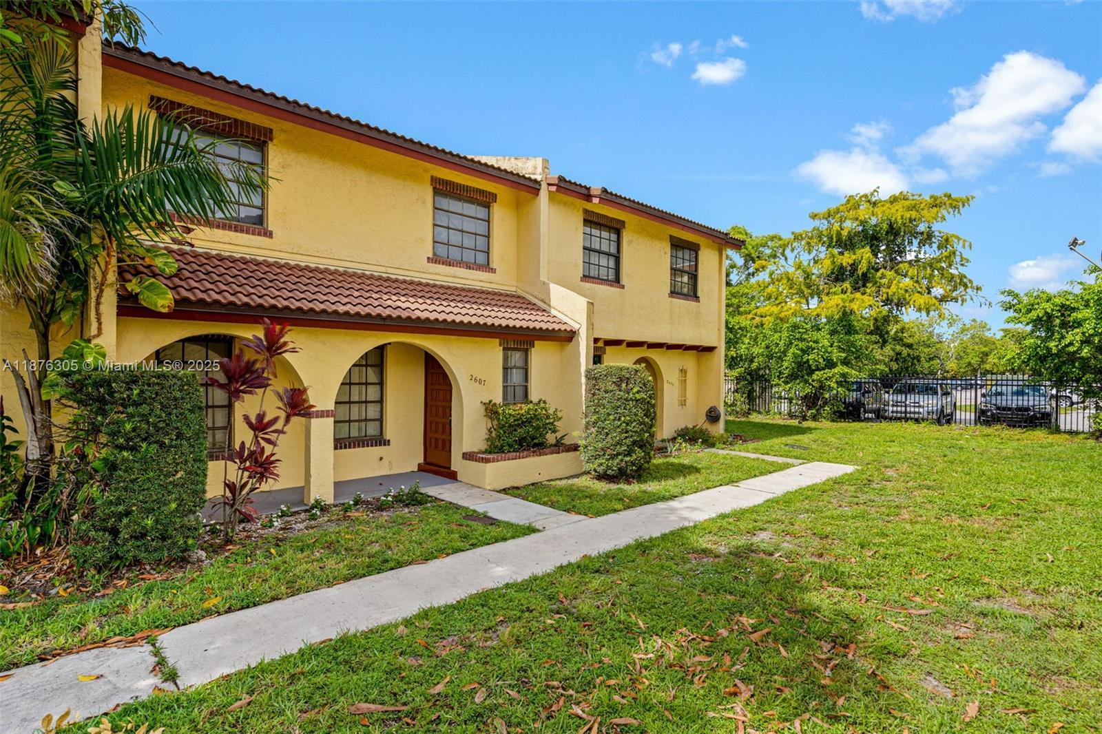 2607 NW 47th Ln # 3304, Lauderdale Lakes FL 33313 photo 3