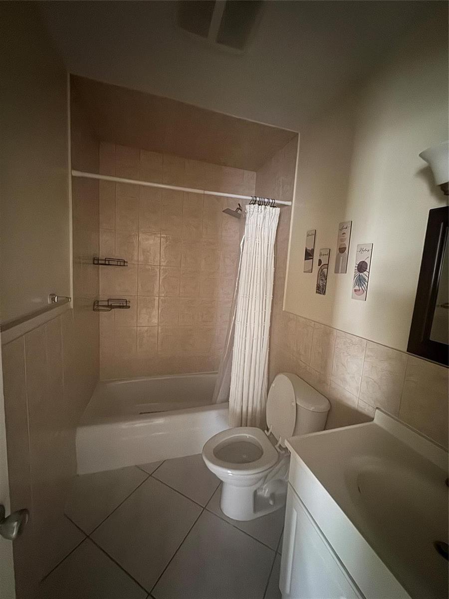 2220 NE 68th Street # 1031, Fort Lauderdale FL 33308 photo 5