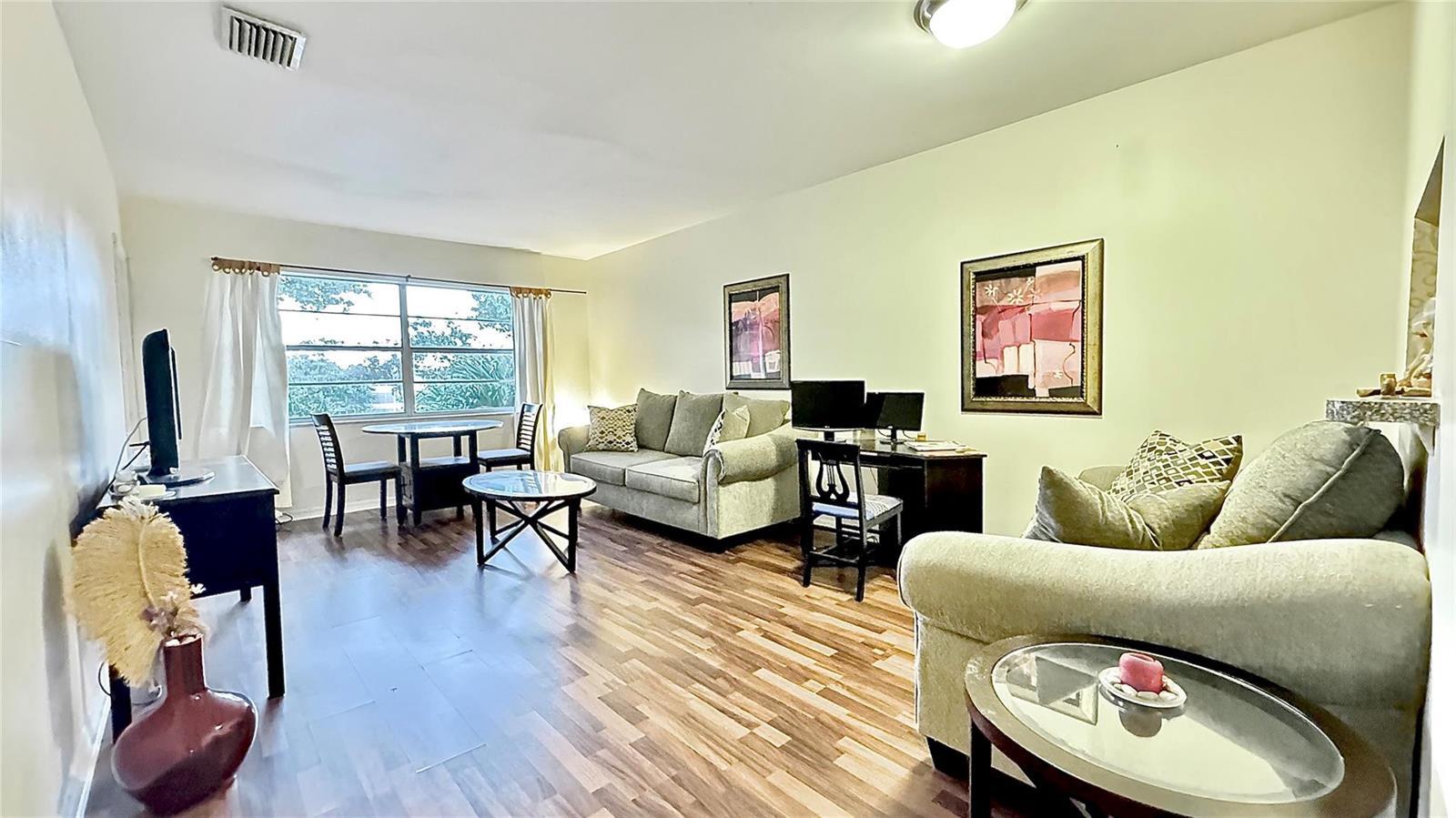 5103 NW 35th Street # 606, Lauderdale Lakes FL 33319 photo 4