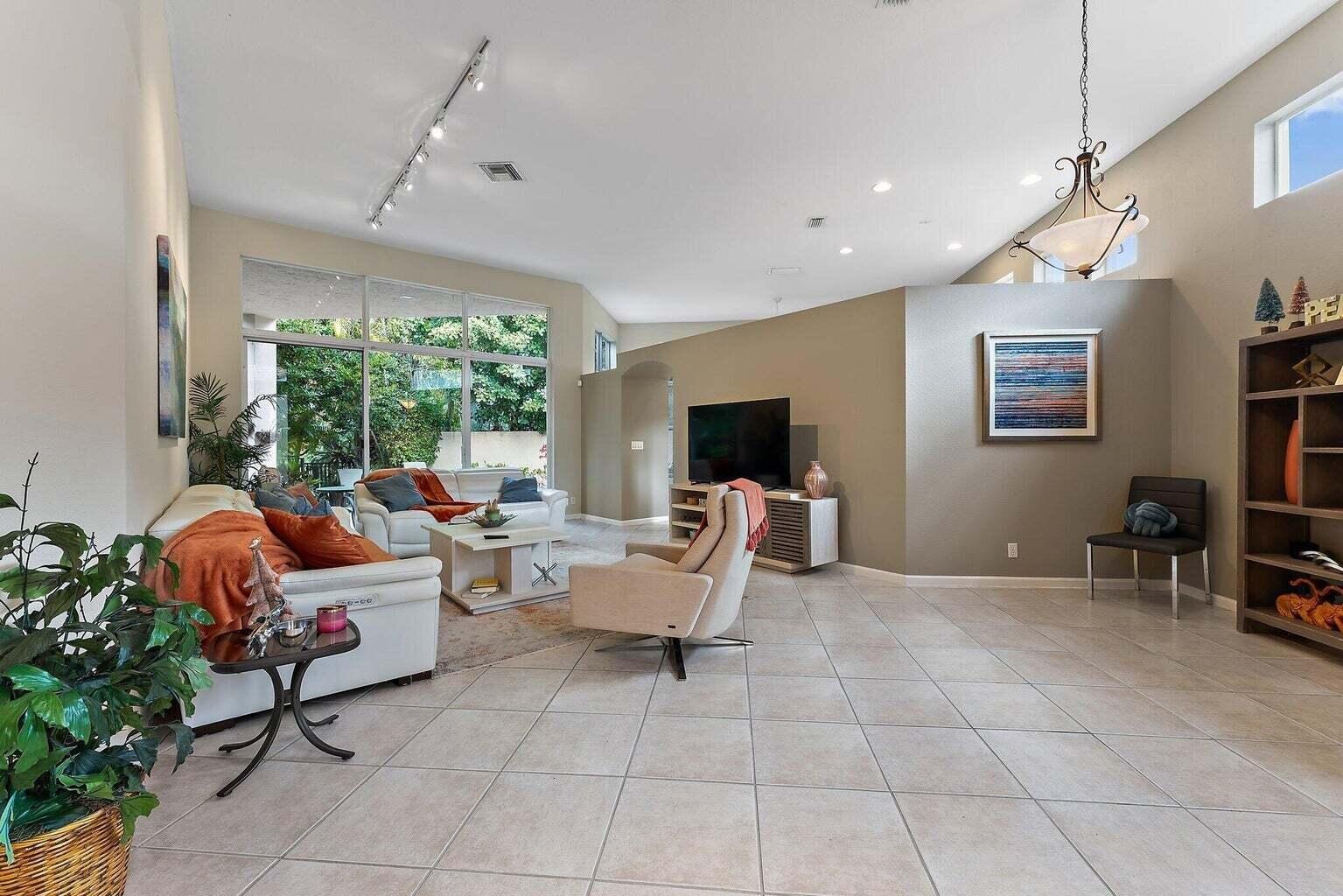 155 Sunset Bay Drive Drive, Palm Beach Gardens FL 33418 photo 4