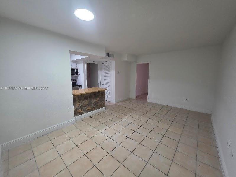 800 SW 129th Pl # 107, Miami FL 33184