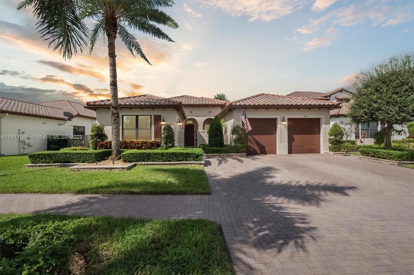 3292 NW 82nd Way, Cooper City FL 33024