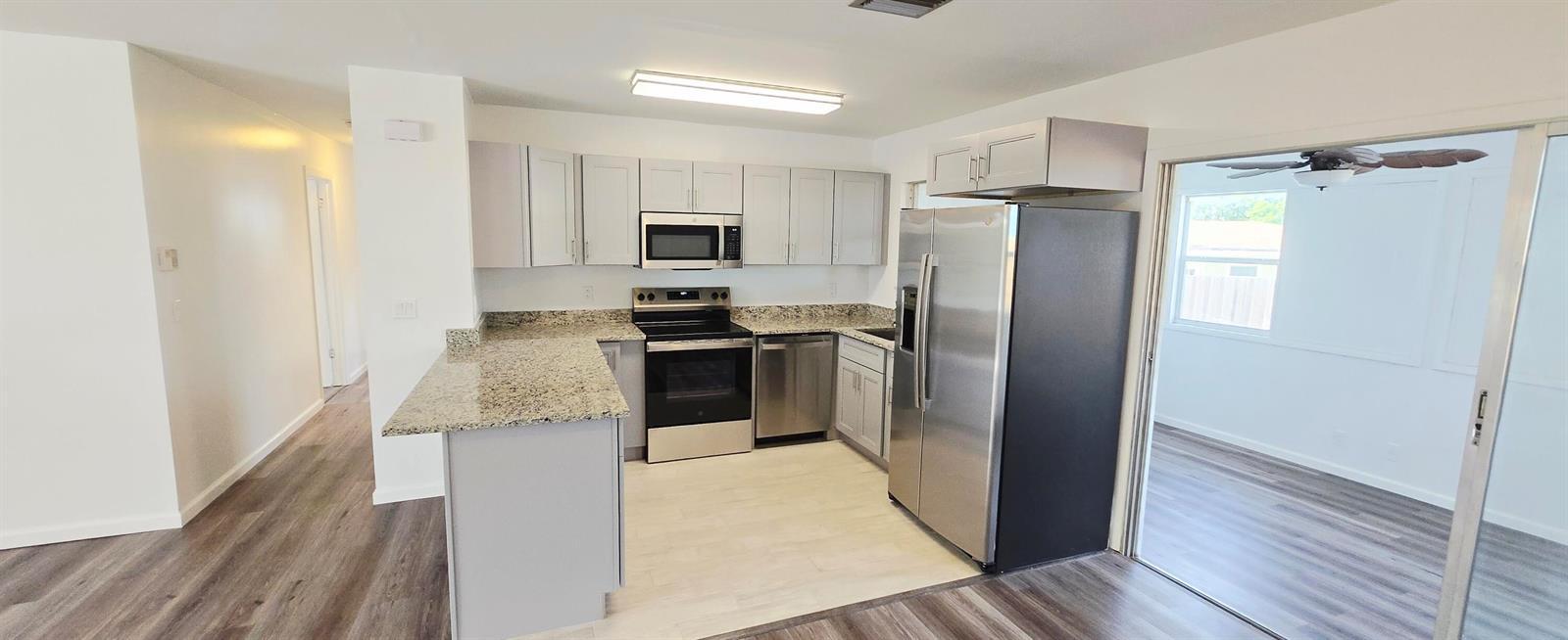 2331 NE 15th Court, Jensen Beach FL 34957 photo 5