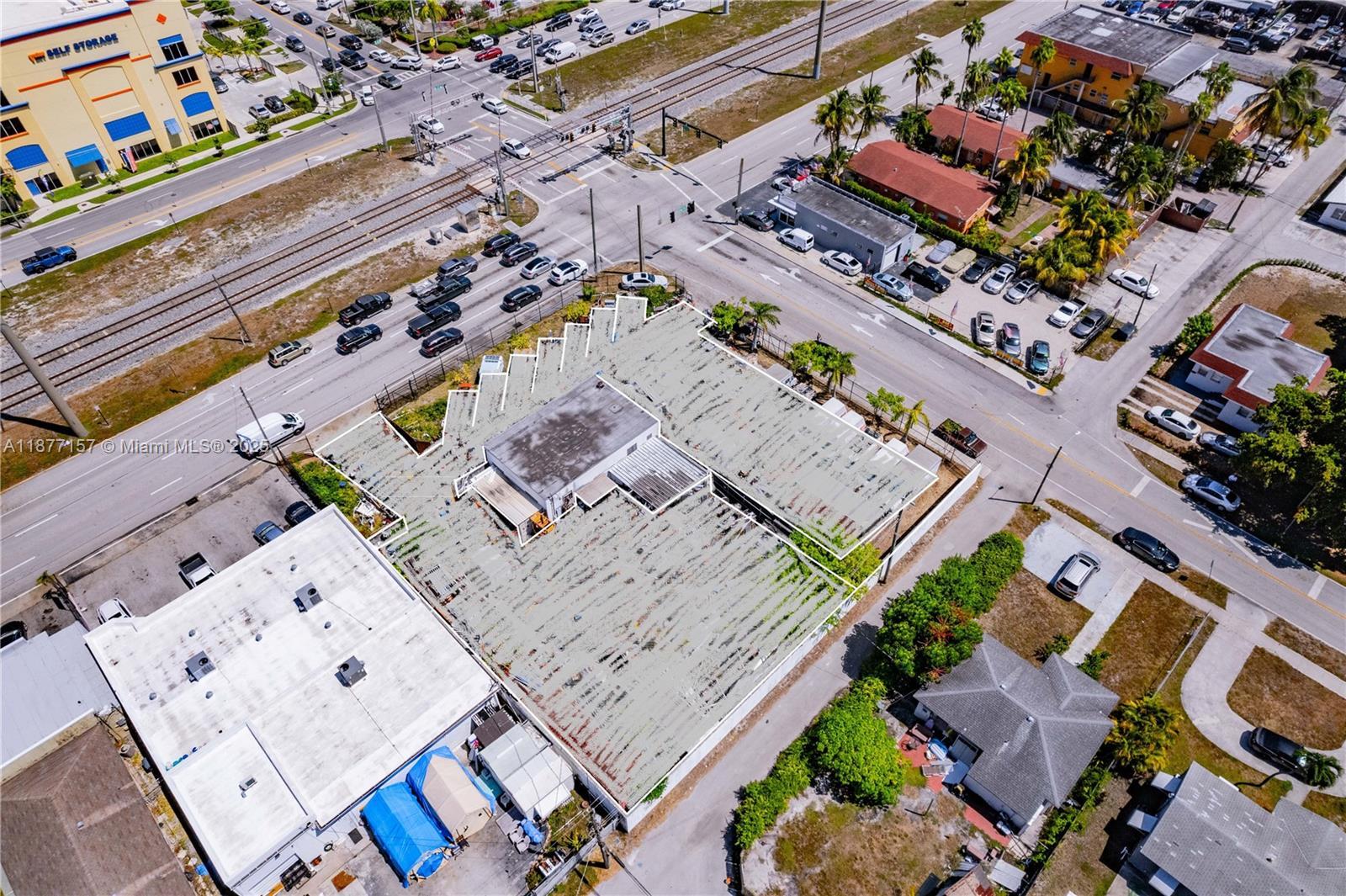 1708 N Dixie Hwy, Hollywood FL 33020 photo 3