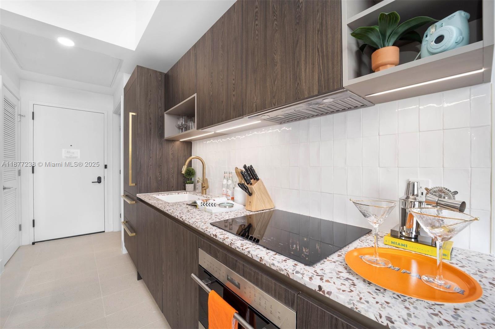 159 NE 6th St # 5112, Miami FL 33132 photo 4