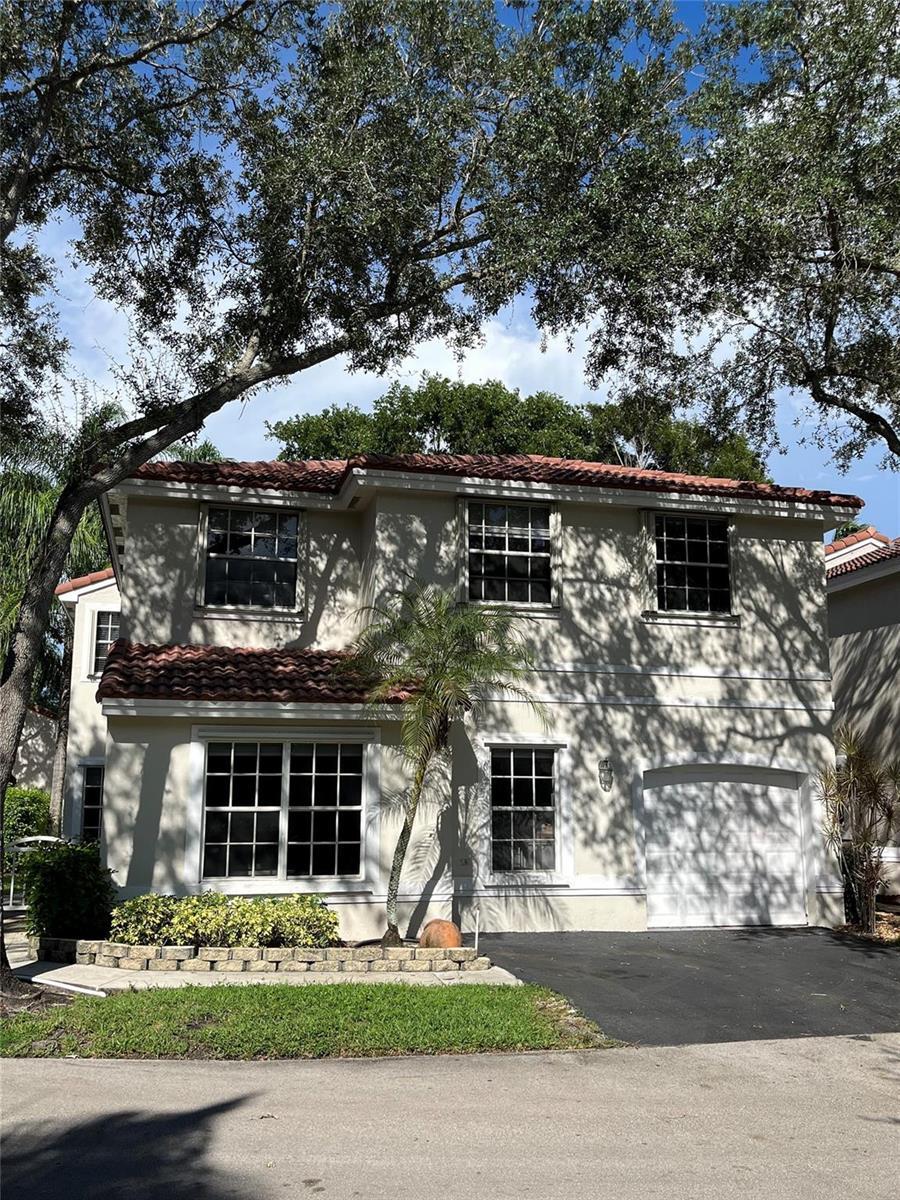 959 Azure Lane, Weston FL 33326 photo 2