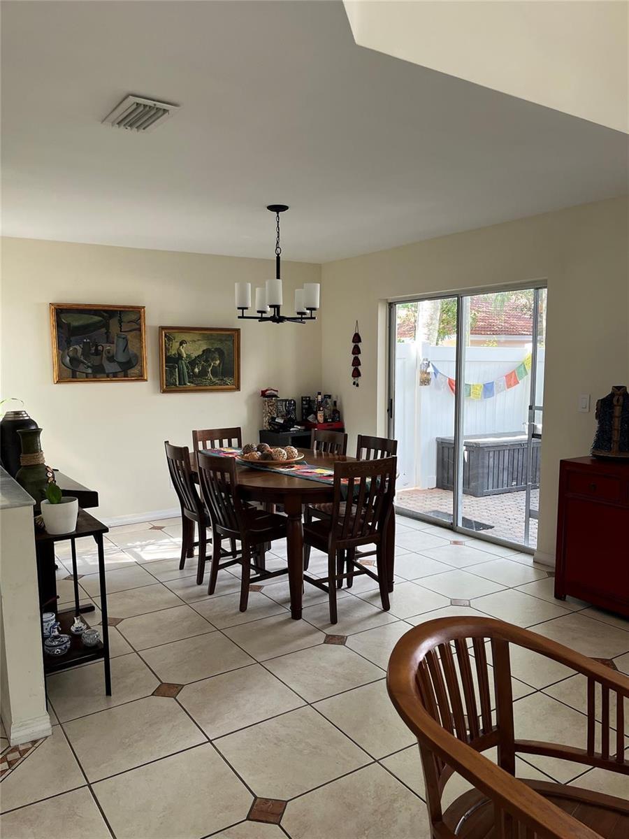 959 Azure Lane, Weston FL 33326 photo 5