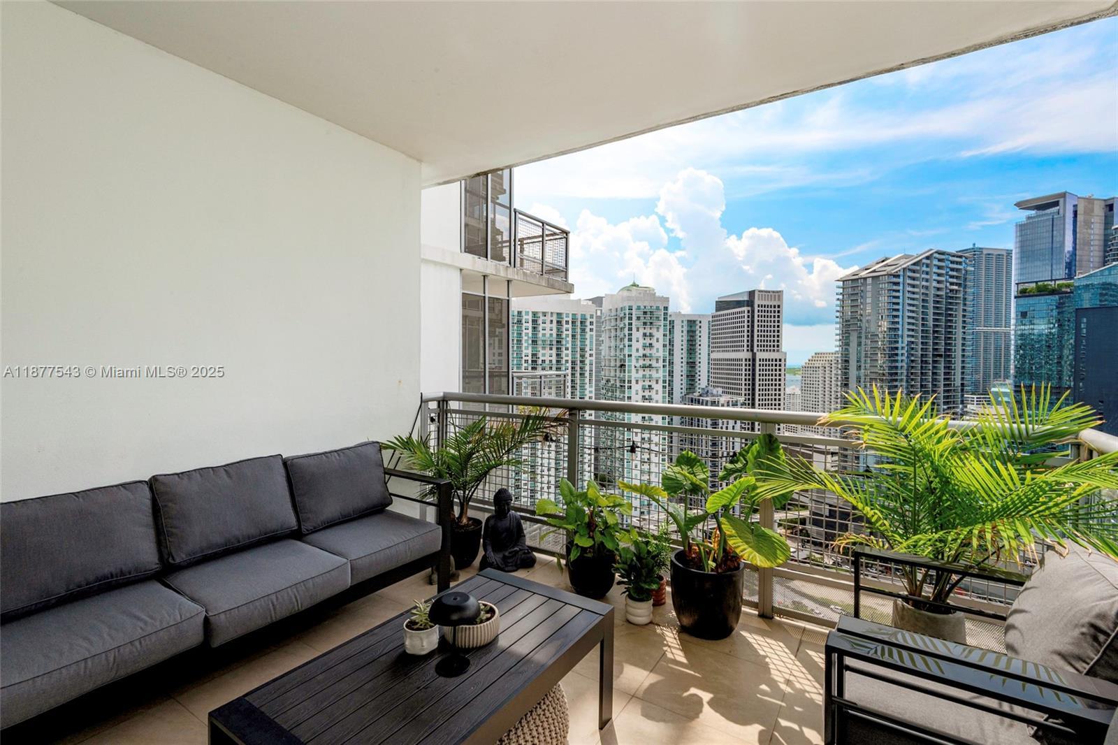 350 S Miami Ave # 3508, Miami FL 33130 photo 3