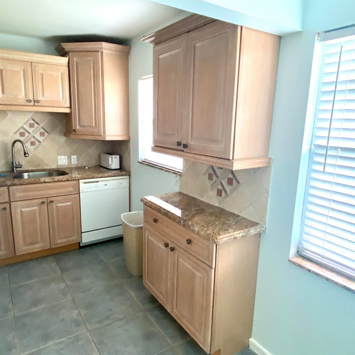 392 Brighton J, Boca Raton FL 33434 photo 5