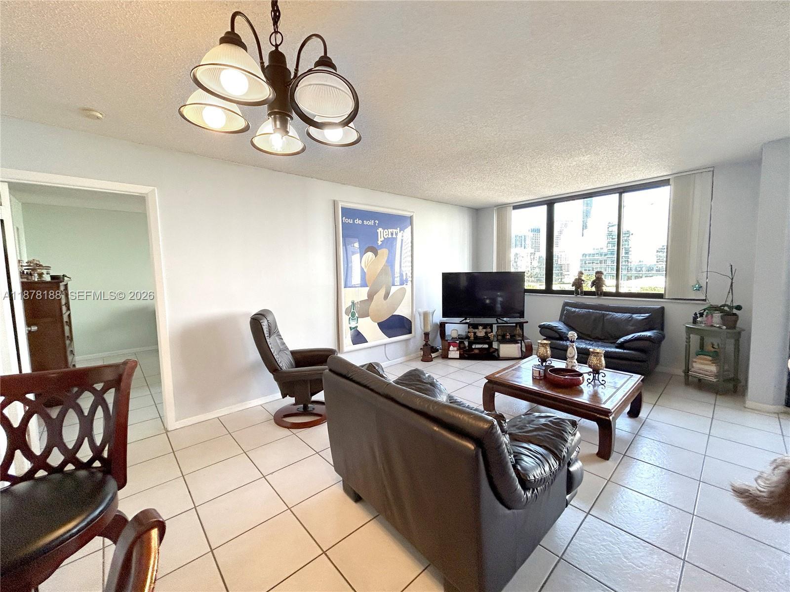 540 Brickell Key Dr # 811, Miami FL 33131 photo 2