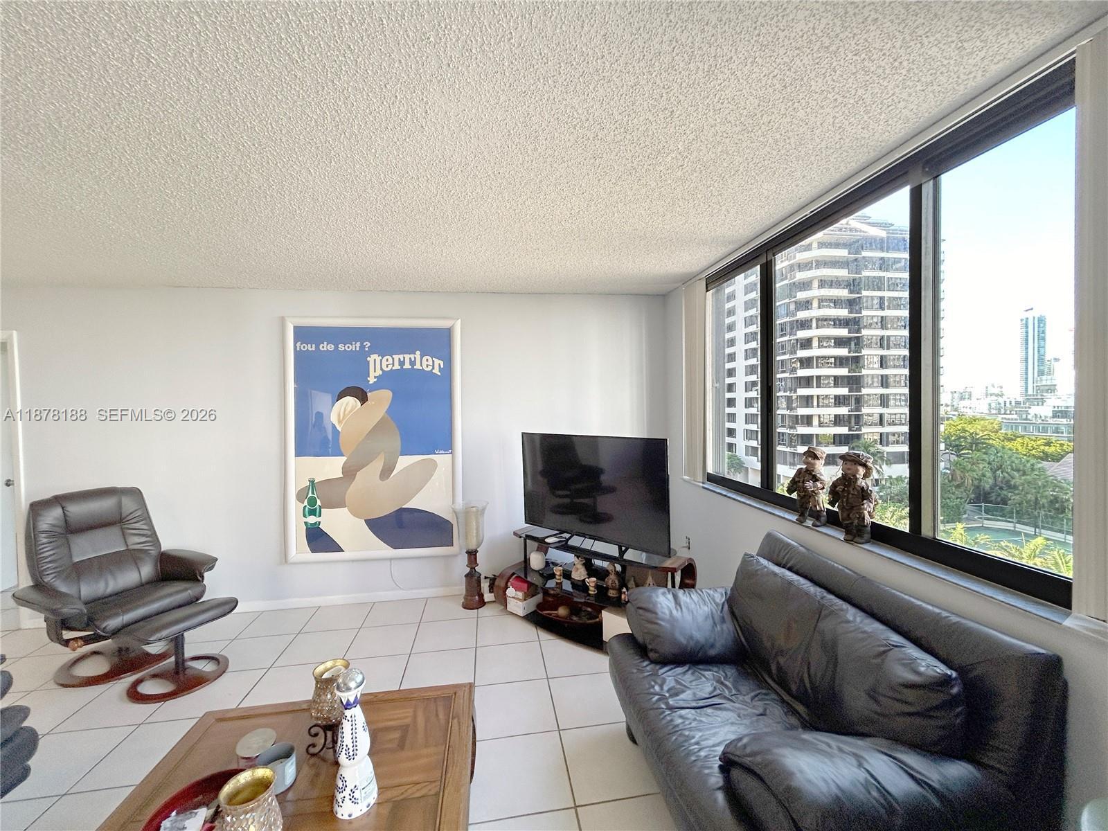 540 Brickell Key Dr # 811, Miami FL 33131 photo 3