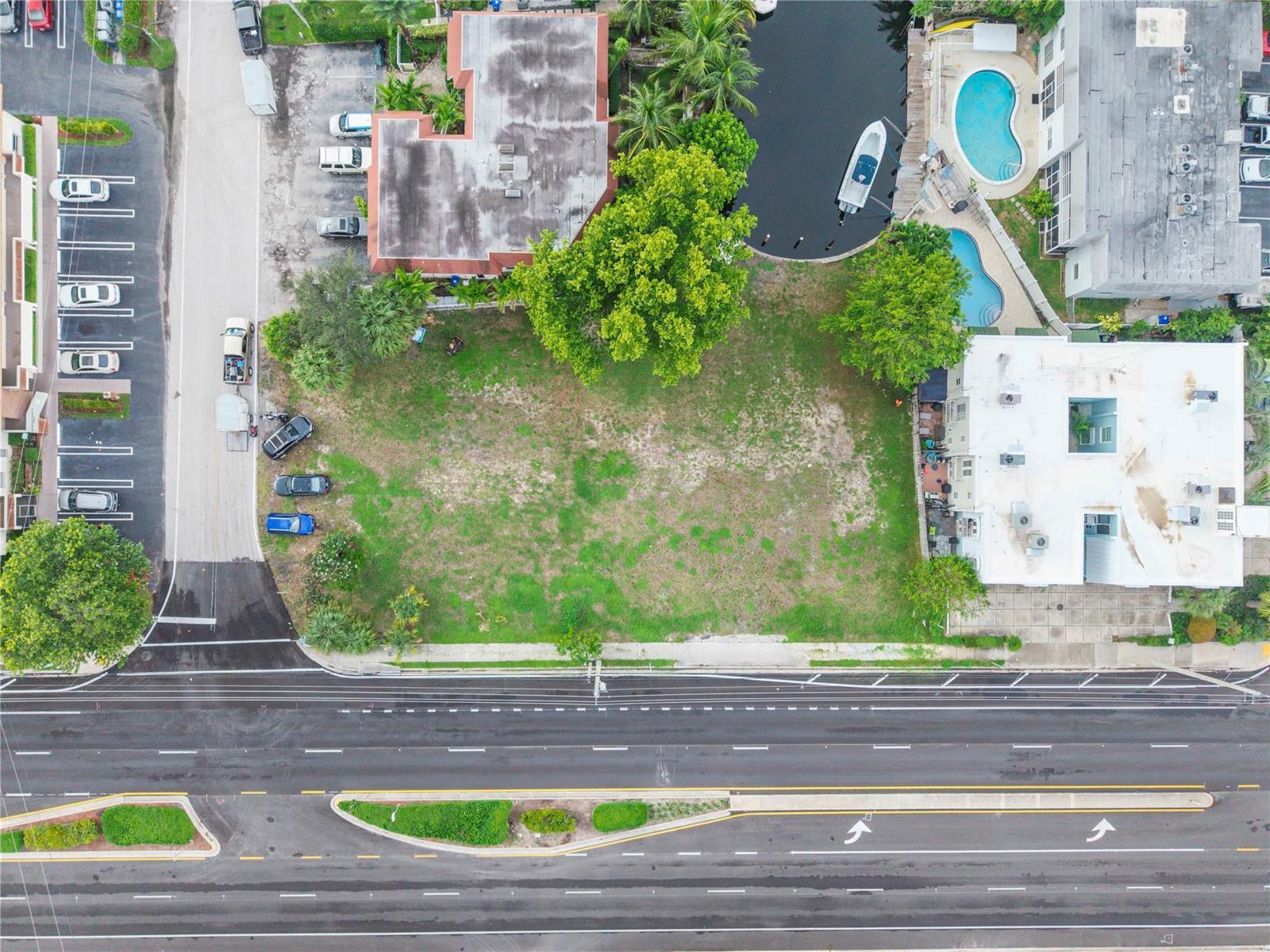 2716 NE 14th Street Causeway, Pompano Beach FL 33062 photo 2