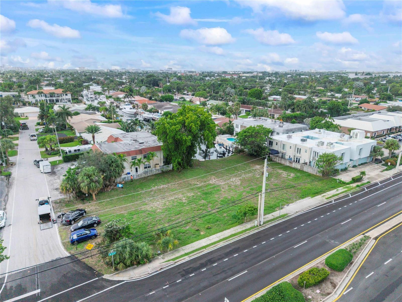 2716 NE 14th Street Causeway, Pompano Beach FL 33062 photo 4