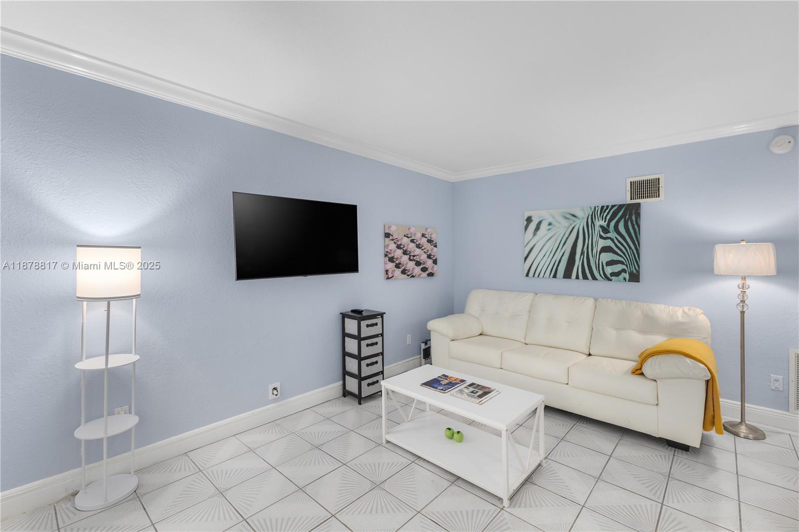 350 Collins Ave # 103, Miami Beach FL 33139 photo 2