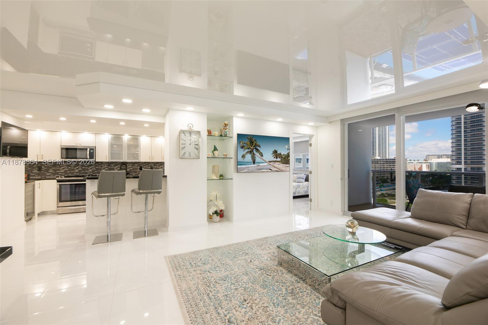 Hallandale Beach, FL 33009 photo 4