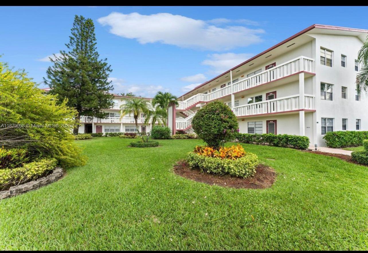 22 Brighton A # 22, Boca Raton FL 33434