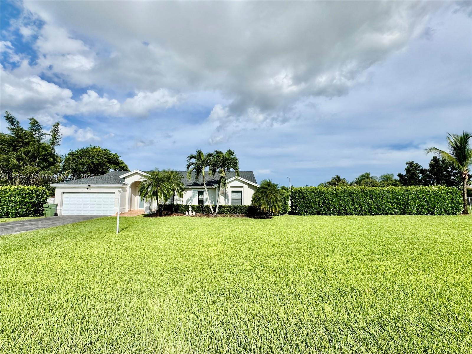 1635 NW 15th Ter, Homestead FL 33030 photo 3