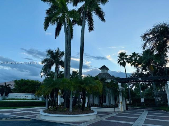 7425 SW 170th Ter, Palmetto Bay FL 33157 photo 3