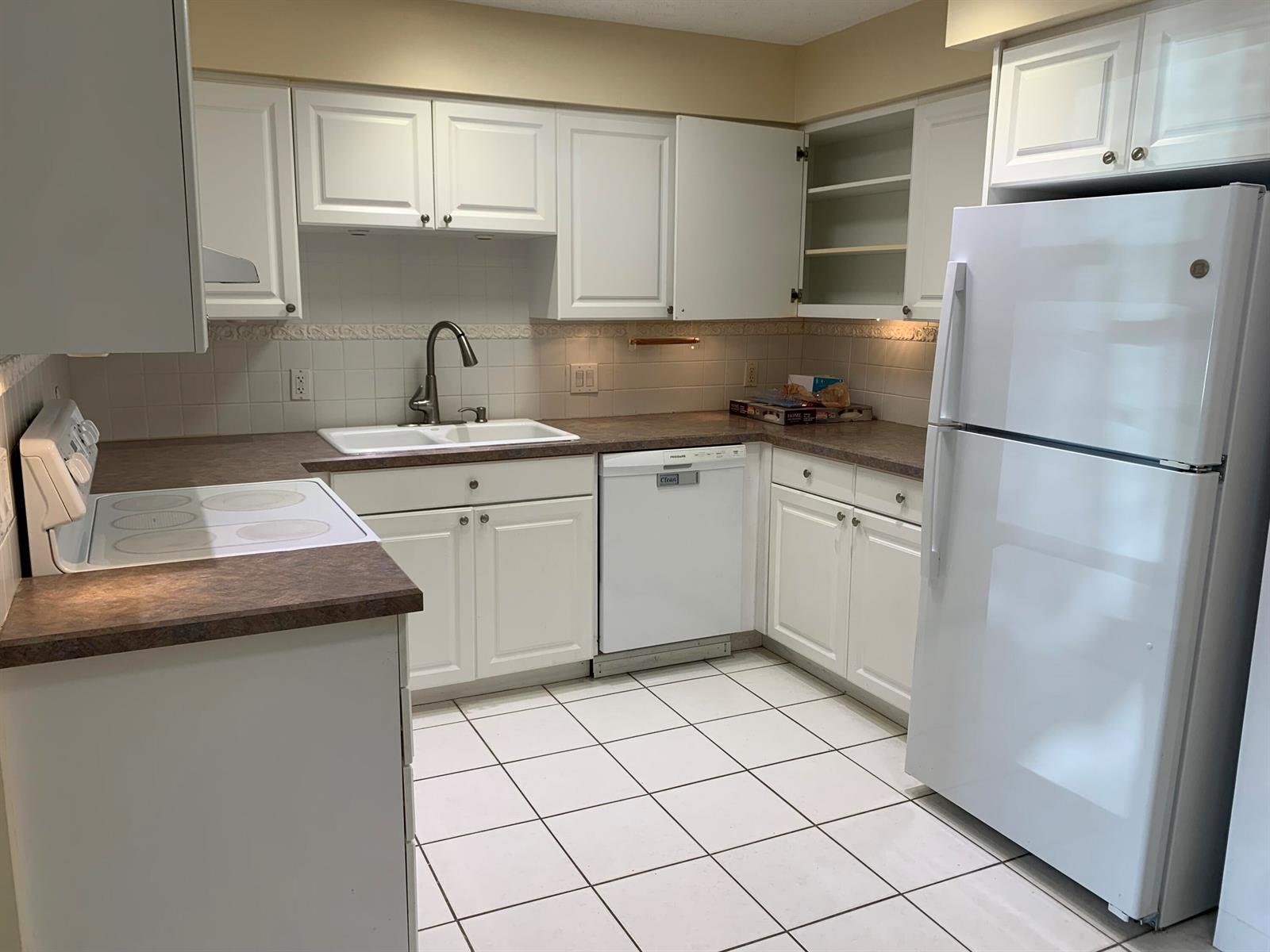 2822 Duke Lane, Delray Beach FL 33445 photo 4