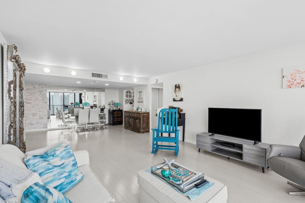 5600 N Flagler Drive # 2004, West Palm Beach FL 33407 photo 3