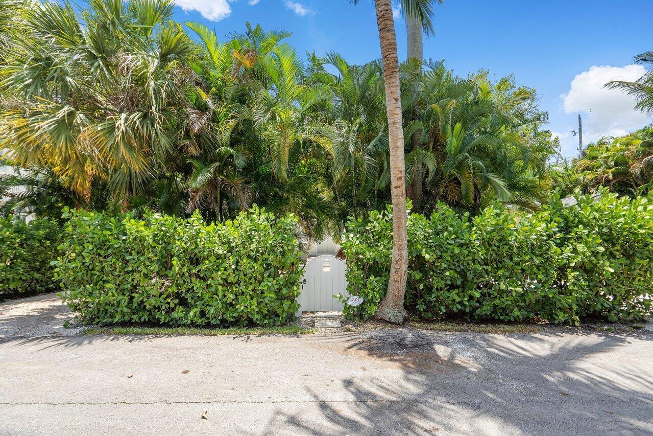 918 NE 5th Street, Delray Beach FL 33483 photo 2