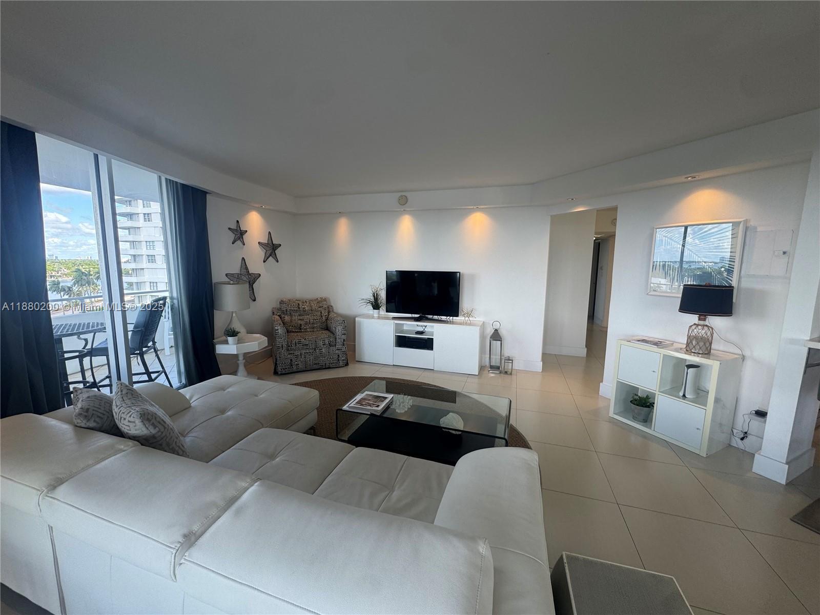 5151 Collins Ave # 923, Miami Beach FL 33140 photo 2